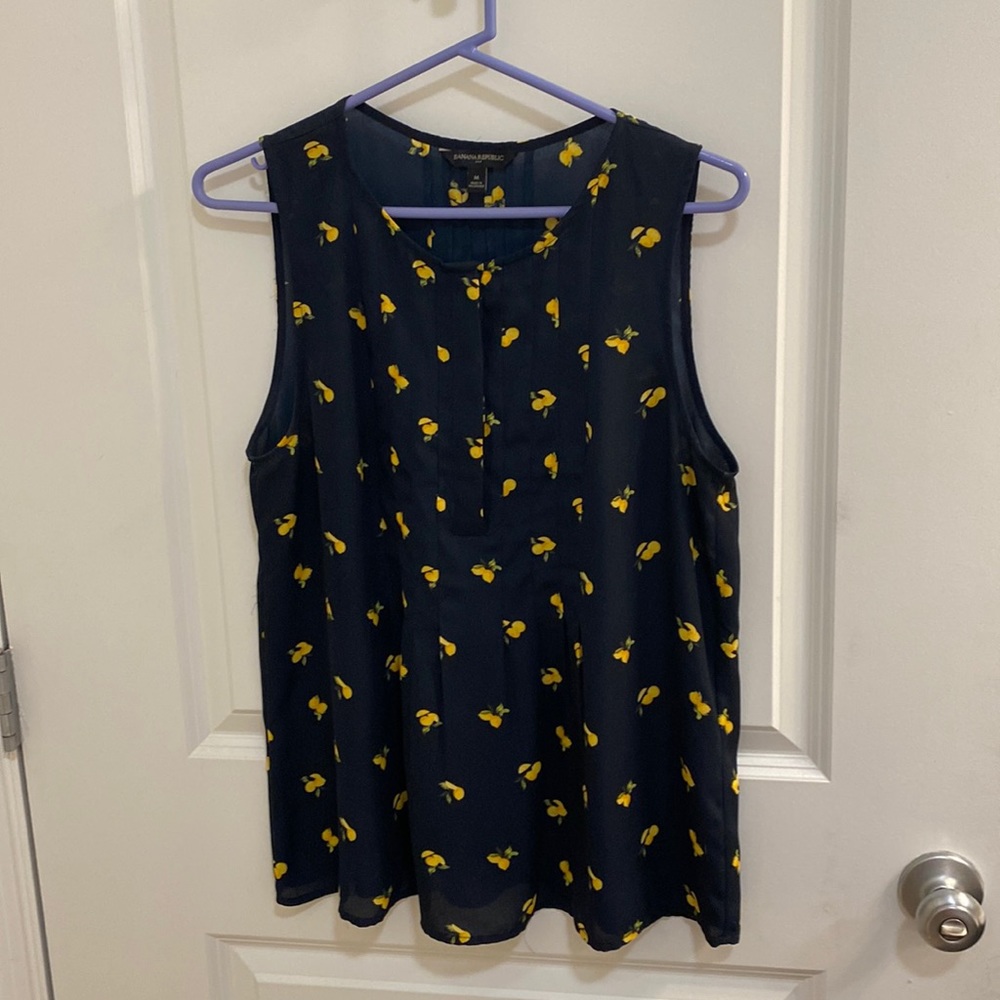 Banana Republic blouse medium